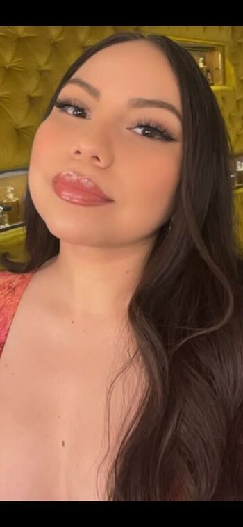 Full leaked Ajanae reigns supreme private onlyfans photo
