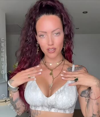 Full leaked Aline jost diraimondo page private onlyfans photo