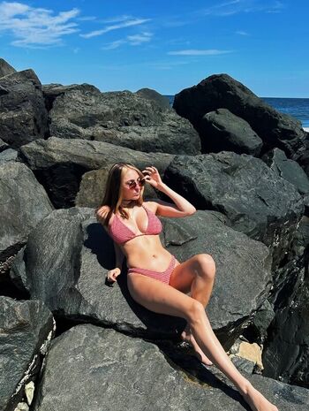 Full leaked Amandakat private onlyfans photo