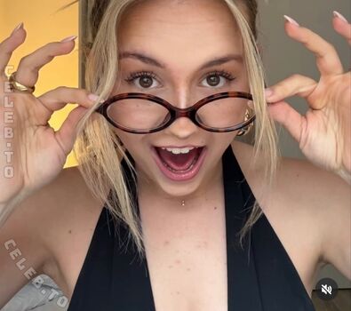 Full leaked Amelie kosin private onlyfans photo