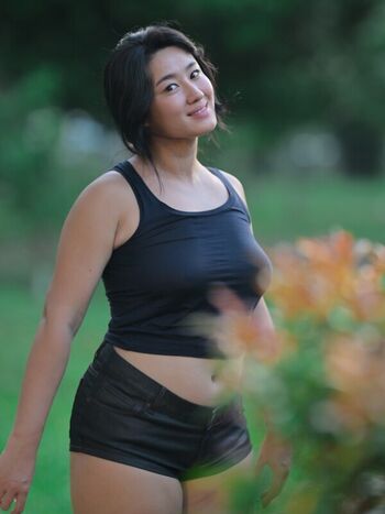 Full leaked Amelie qin private onlyfans photo