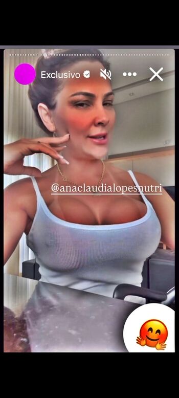 Ana Clรกudia Lopes