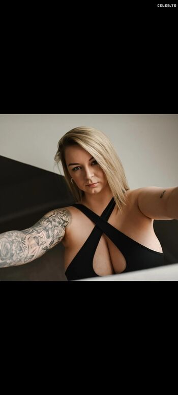 Anna Schmidti
