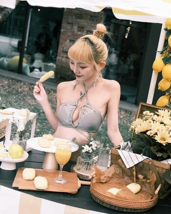Full leaked Anshia flower private onlyfans photo