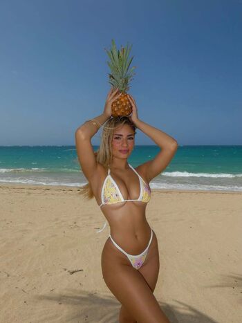 Full leaked Ariana ruiz private onlyfans photo