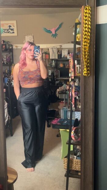 Full leaked Averageallison private onlyfans photo