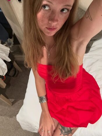 Full leaked Avery shipp private onlyfans photo