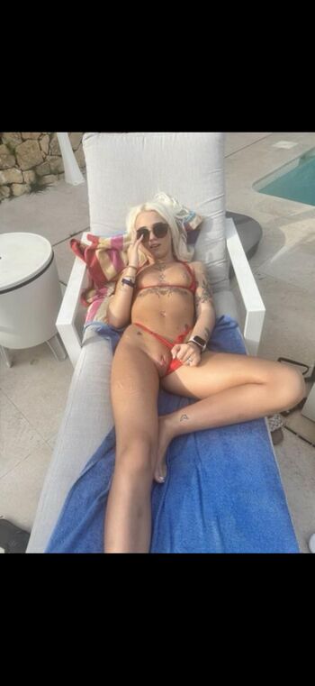 Full leaked Babybirdxoxo private onlyfans photo