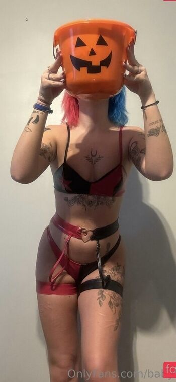 Full leaked Babybirdxoxo private onlyfans photo
