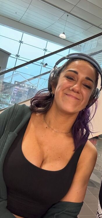 Bayley WWE Wrestler