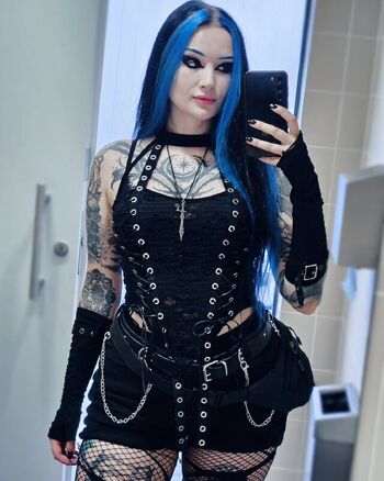 Full leaked Blueastrid private onlyfans photo