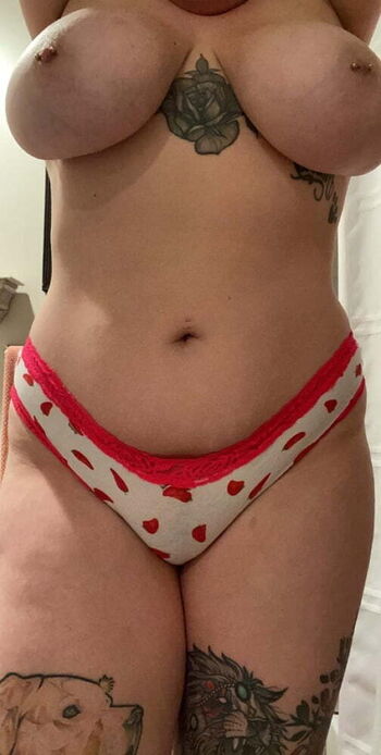 boobsweatntears