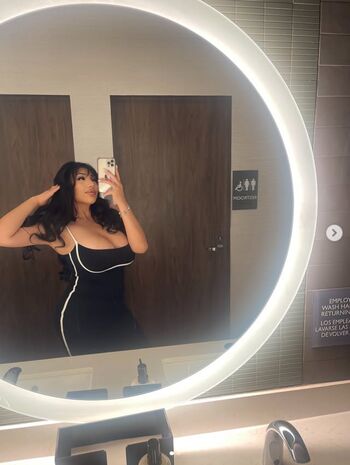 Full leaked Brinanadine private onlyfans photo