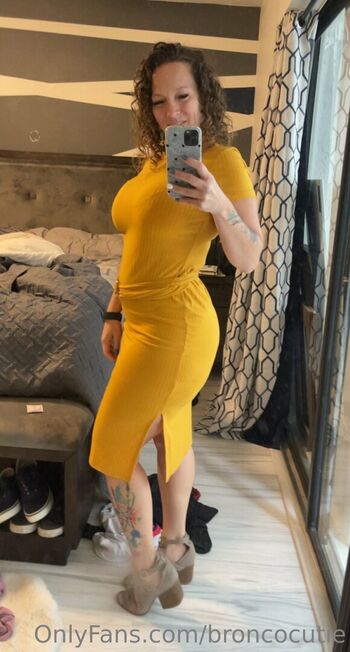 Full leaked Broncocutie private onlyfans photo