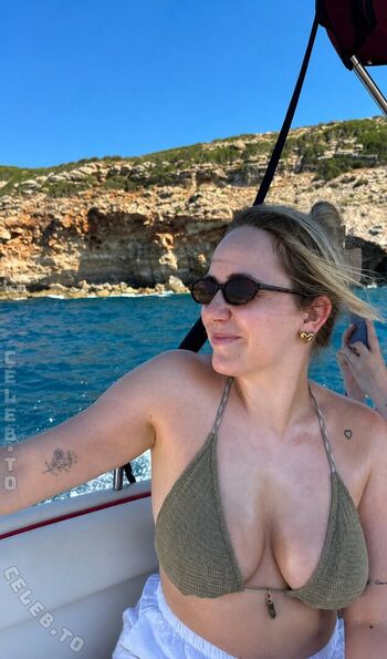 Full leaked Carina spoon private onlyfans photo