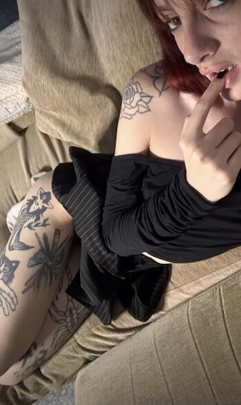 Full leaked Cloemarceau private onlyfans photo