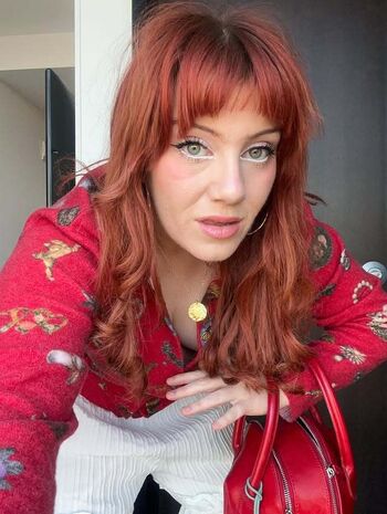 Full leaked Milschbaum/ private onlyfans photo