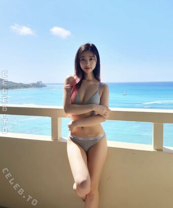 Full leaked Dear chuu private onlyfans photo