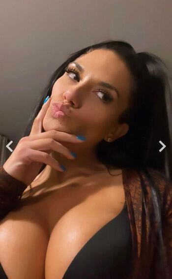 Full leaked Derynn paige private onlyfans photo
