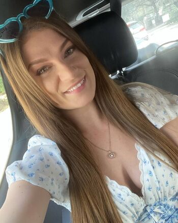 Dillion Carter -