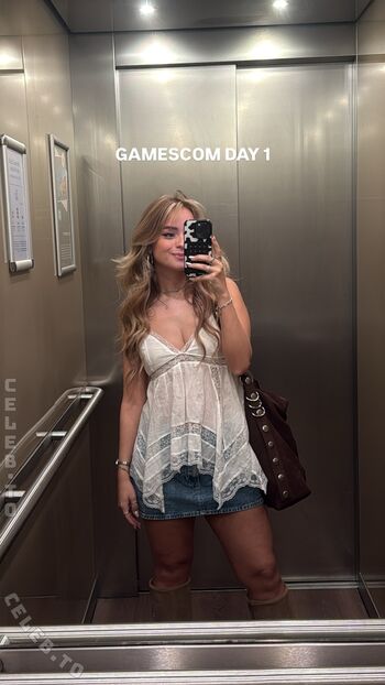 Full leaked Easyemi private onlyfans photo