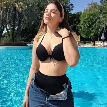 Eda Sakız