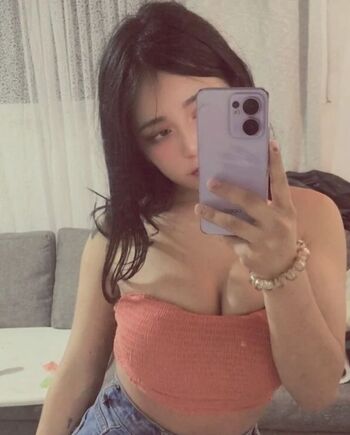Full leaked Elaruil private onlyfans photo