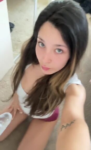 Full leaked Ella lauryn private onlyfans photo