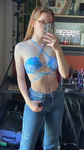 Full leaked Em cavell private onlyfans photo