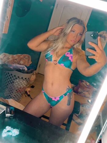 Full leaked Emily  v private onlyfans photo
