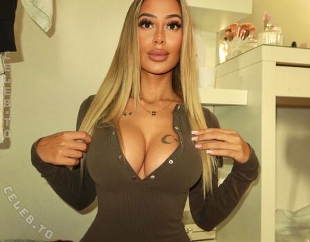 Full leaked Esleem private onlyfans photo