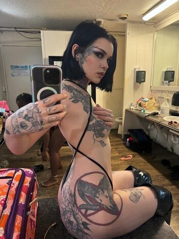 Full leaked Evilzatanna private onlyfans photo