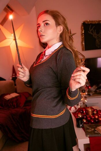 Full leaked Ezysummers cosplay private onlyfans photo