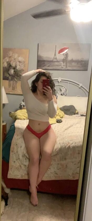 Full leaked Femboyhootersuwu private onlyfans photo