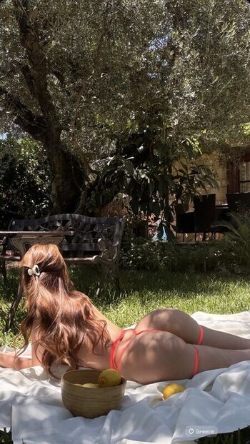 Full leaked Floralydo page private onlyfans photo