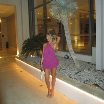 Full leaked Pamela reif/ private onlyfans photo