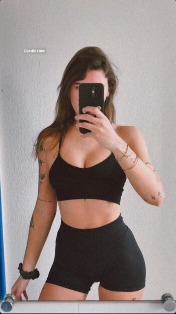 Full leaked Gabychaaw page private onlyfans photo