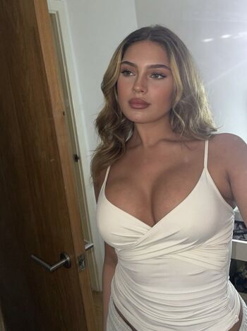 Full leaked Gina boyle private onlyfans photo