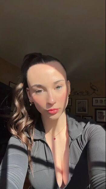 Full leaked Graciegirlasmr private onlyfans photo