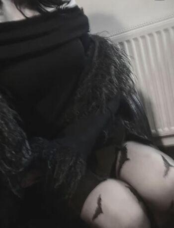 Full leaked Graveyardbaby private onlyfans photo