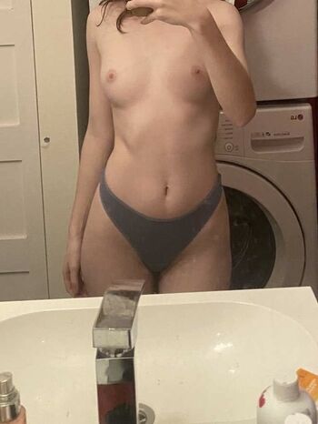 Full leaked Gravitypullr private onlyfans photo