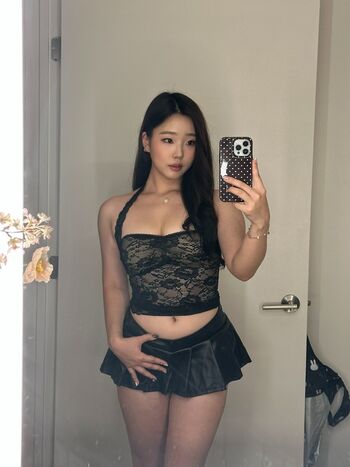 Full leaked H yojeong private onlyfans photo