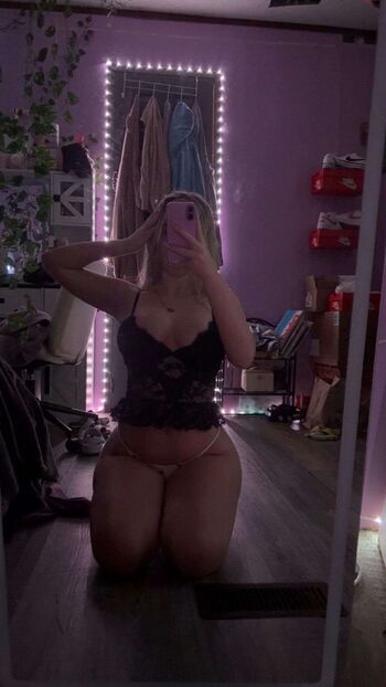 Full leaked Hadly t private onlyfans photo