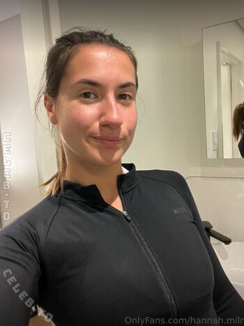 Full leaked Hannah milr page private onlyfans photo