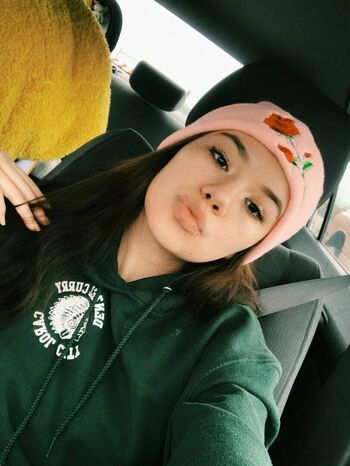 Hayley Nicole509