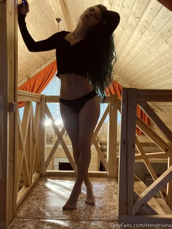 Full leaked Hendrixina private onlyfans photo