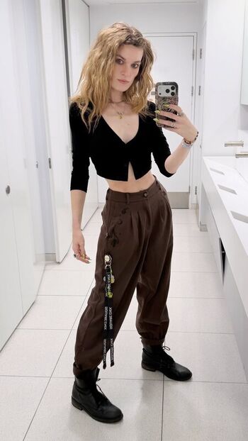 Full leaked Hollie bennett private onlyfans photo