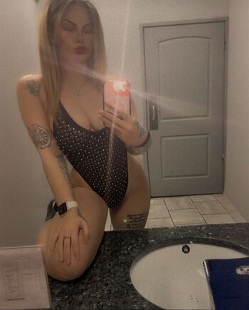 Full leaked Itstatibabyyy private onlyfans photo
