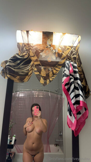 Full leaked Iveyloulou private onlyfans photo