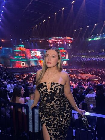 Full leaked Jess bell page private onlyfans photo